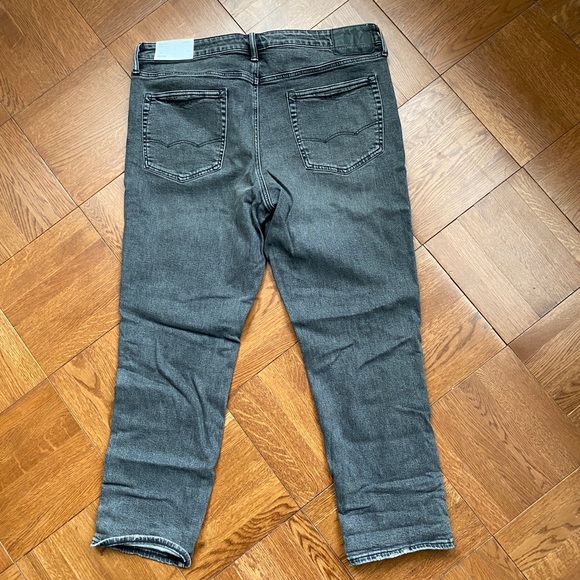 AE AirFlex+ Relaxed Slim Jean - Picture 3 of 6